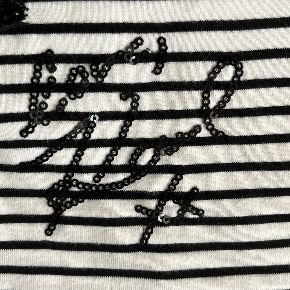 Karl Legerfeld Sweatshirt - Picture 3 of 10